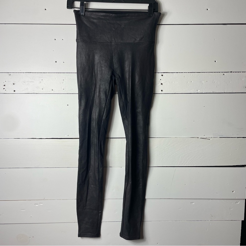 Spanx Faux Leather Leggings in Gunmetal Size Medium